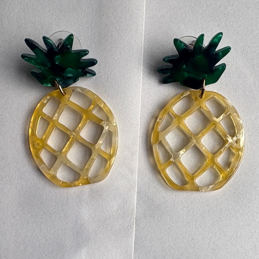Pineapple Dangle Earrings